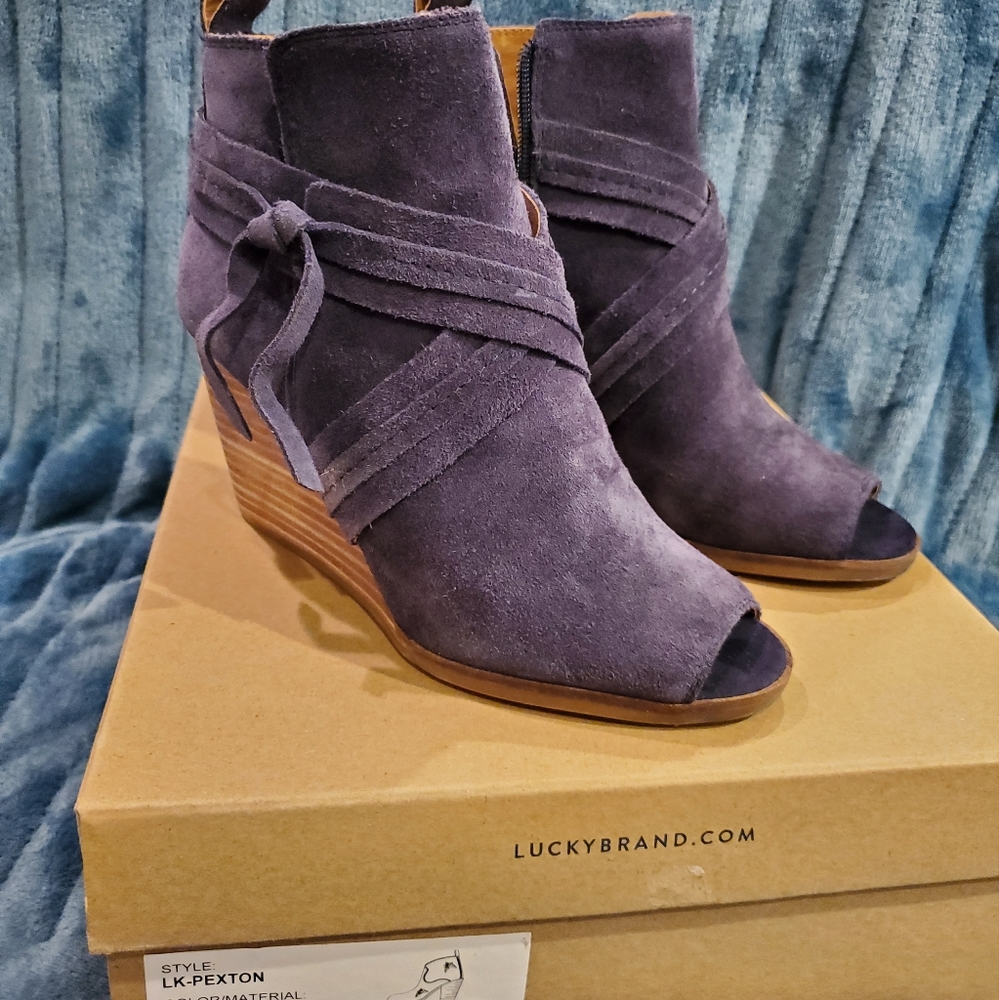 Women boots
